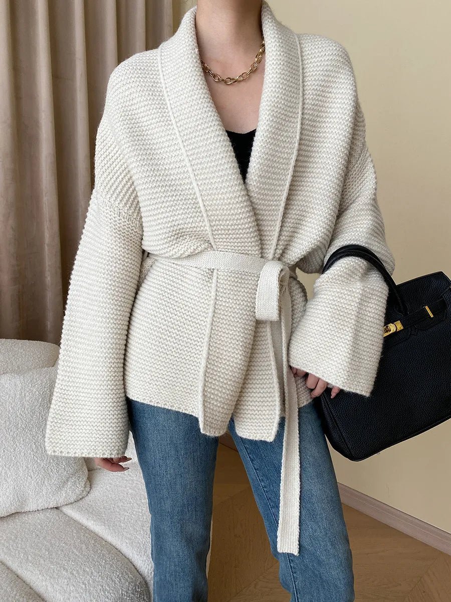 Cardigan Abigail en maille avec ceinture