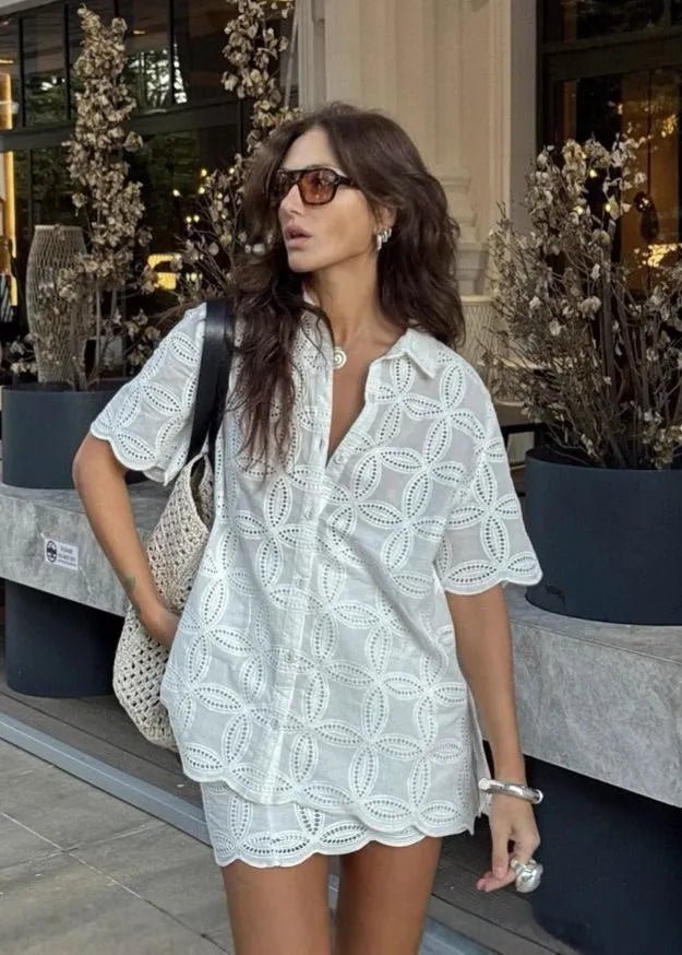 Ensemble chemise et jupe brodées Adita