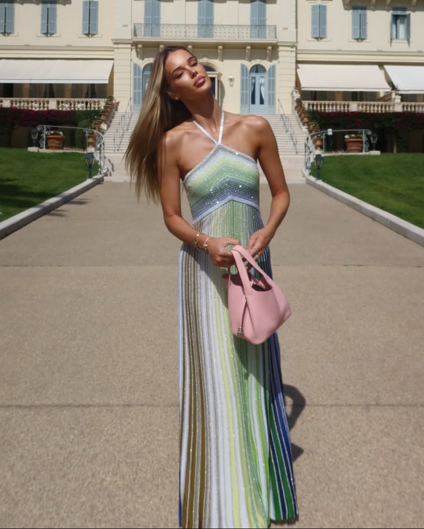 Robe longue rayée à sequins et col dos nu Ailis
