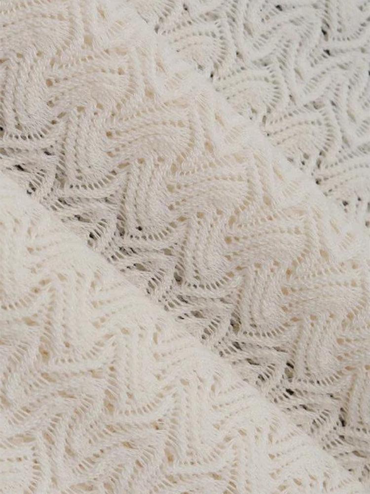 Robe longue en dentelle à décolleté plongeant Aisin