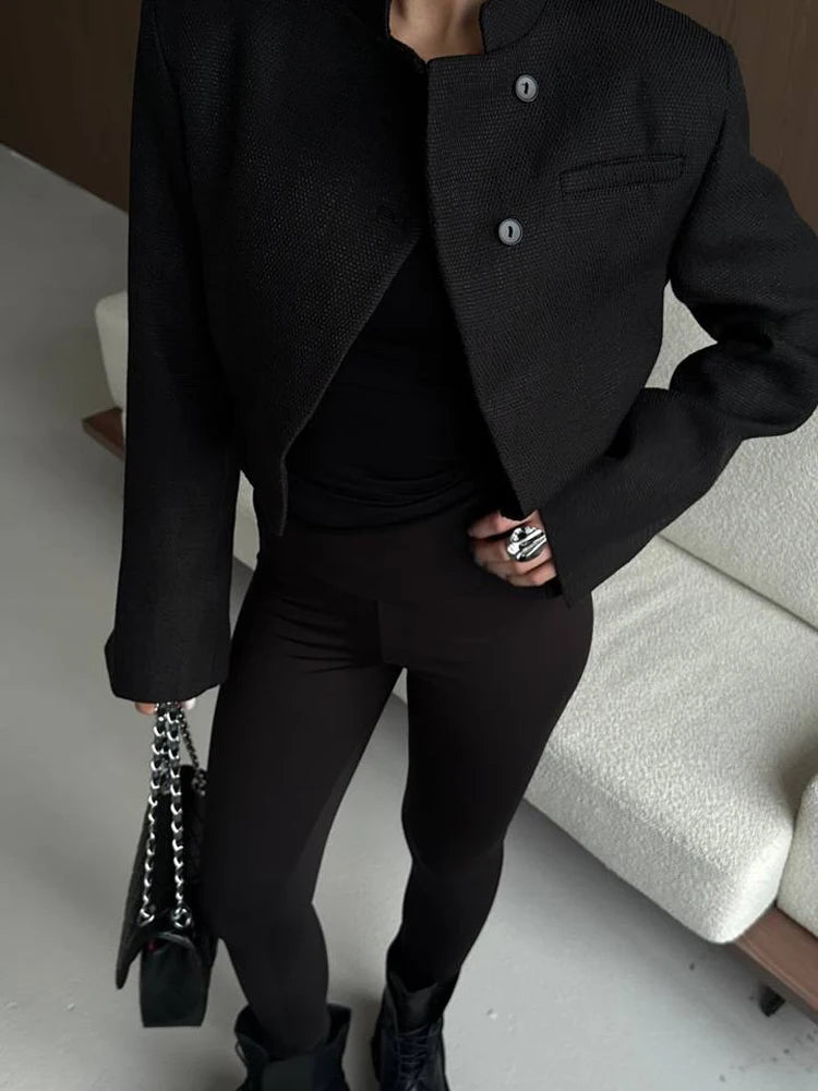 Blazer court Anneliese boutonné sur le devant
