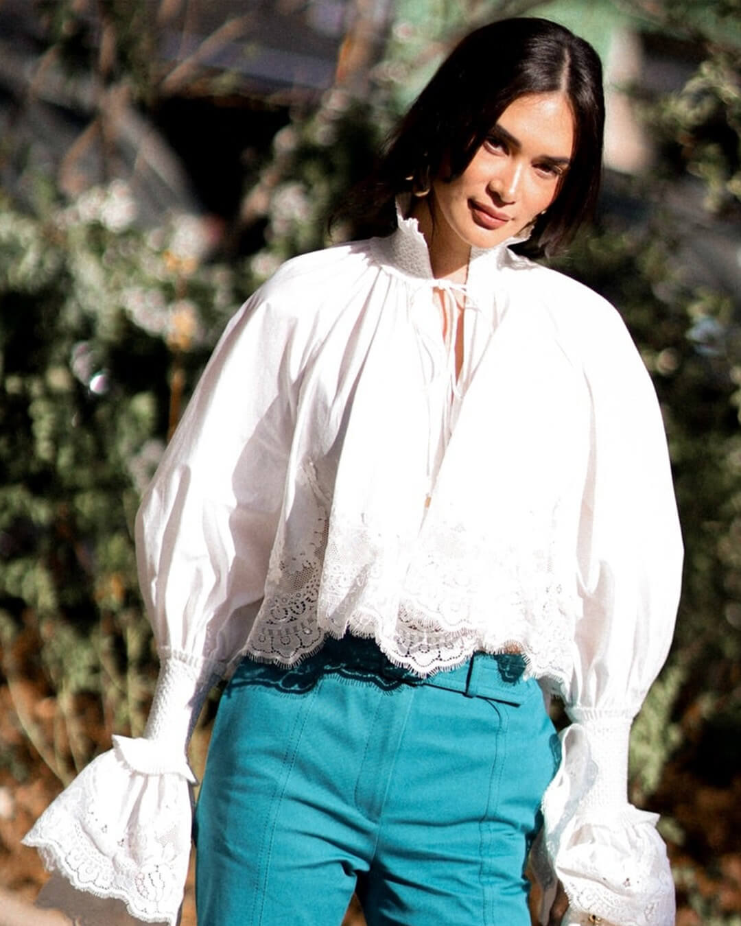 Blouse à bordure en dentelle brodée Annie