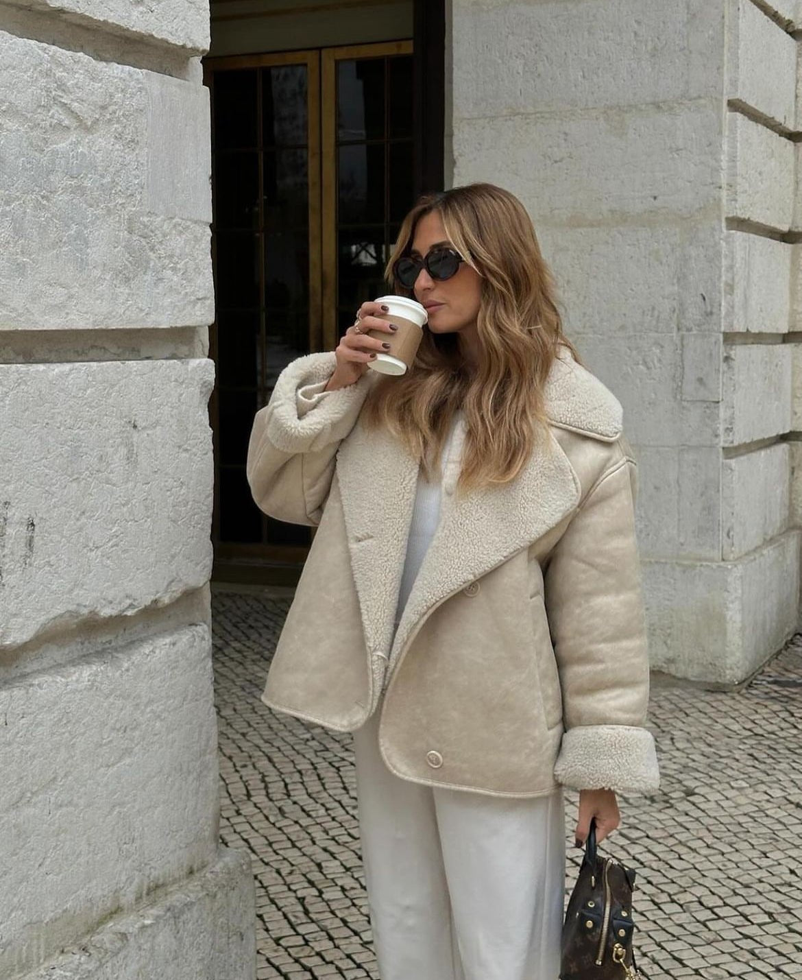 Veste Arianne en similicuir doublée de sherpa