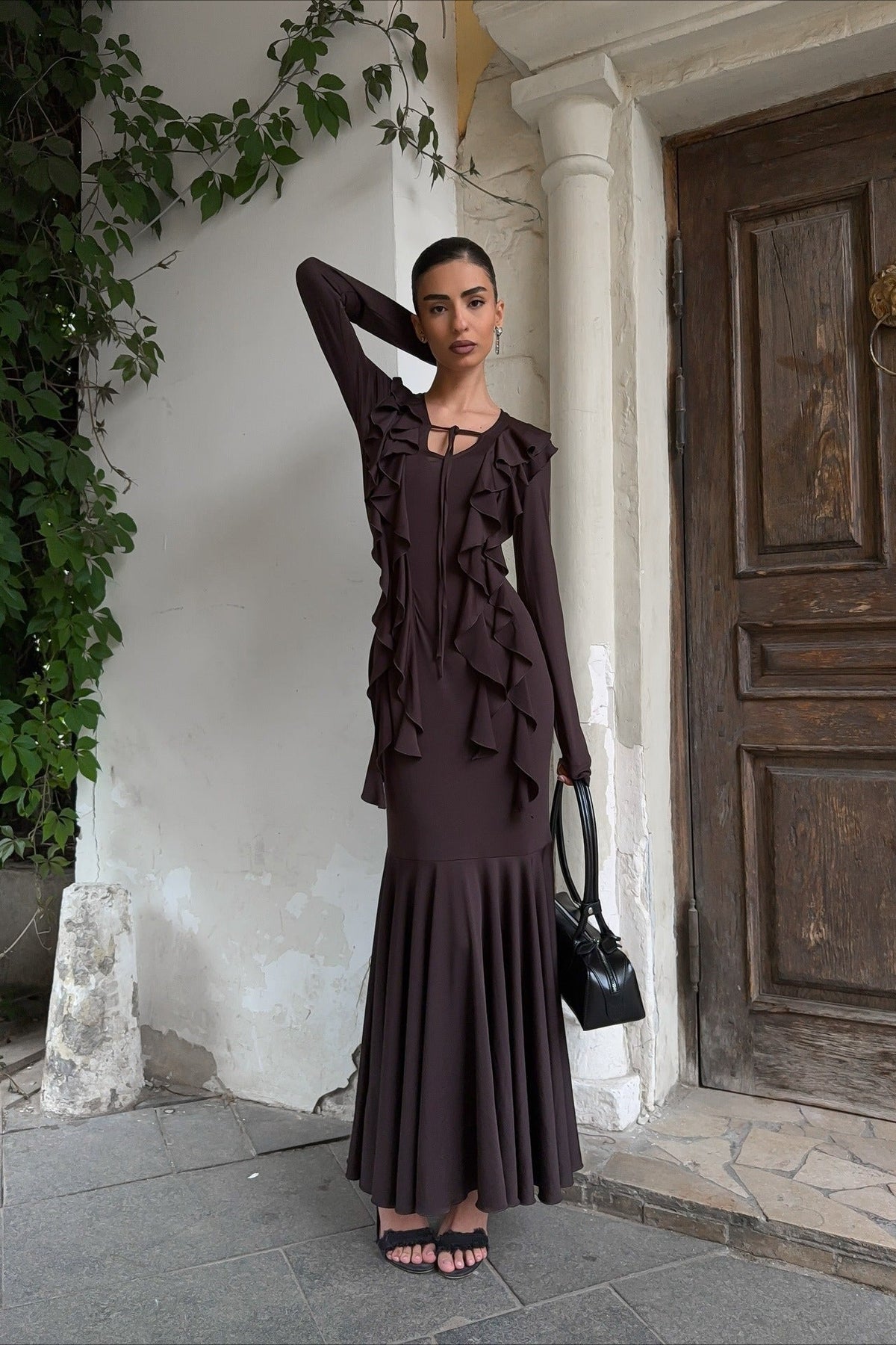 Robe longue Arielle à manches longues et volants