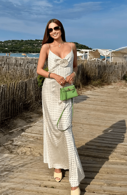Robe longue Ava à pois avec appliqué floral