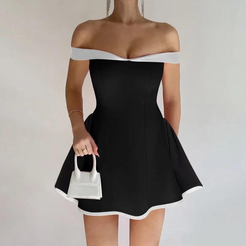 Robe courte sans manches dos nu