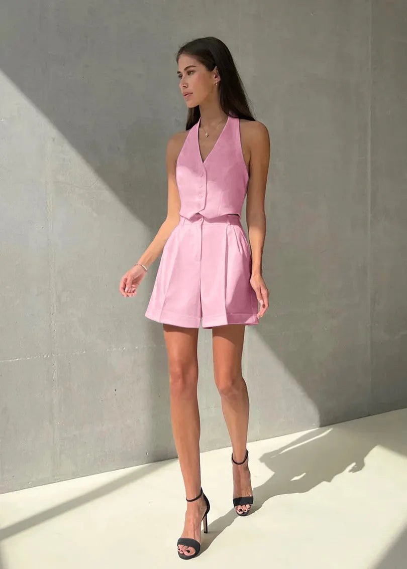 Ensemble Bianca composé d’un gilet dos nu structuré et d’un short