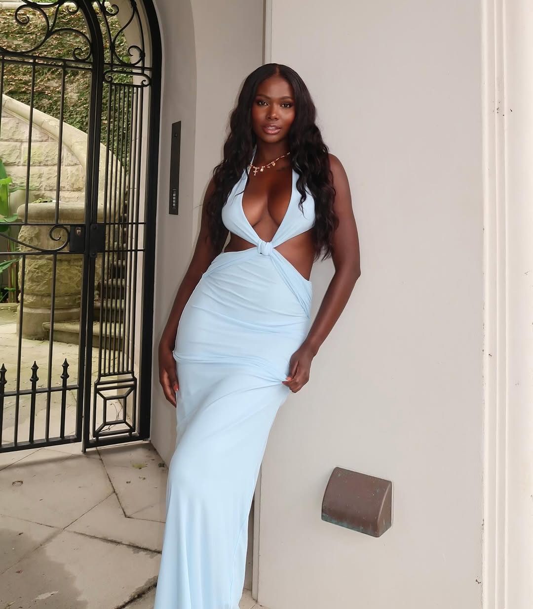 Robe longue dos nu à découpes Bonnie