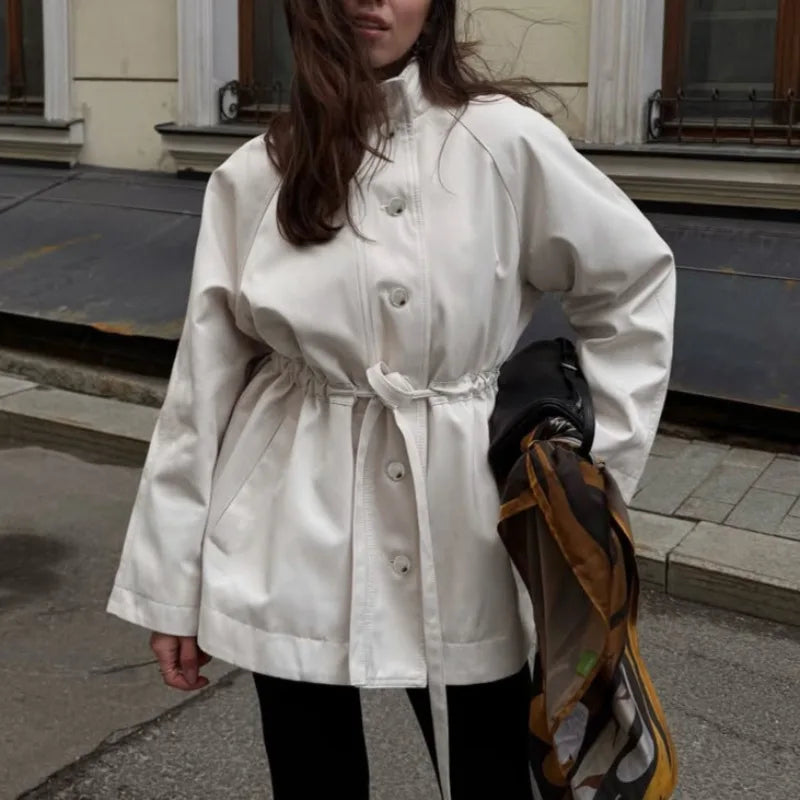 Veste à col montant et taille nouée Mina