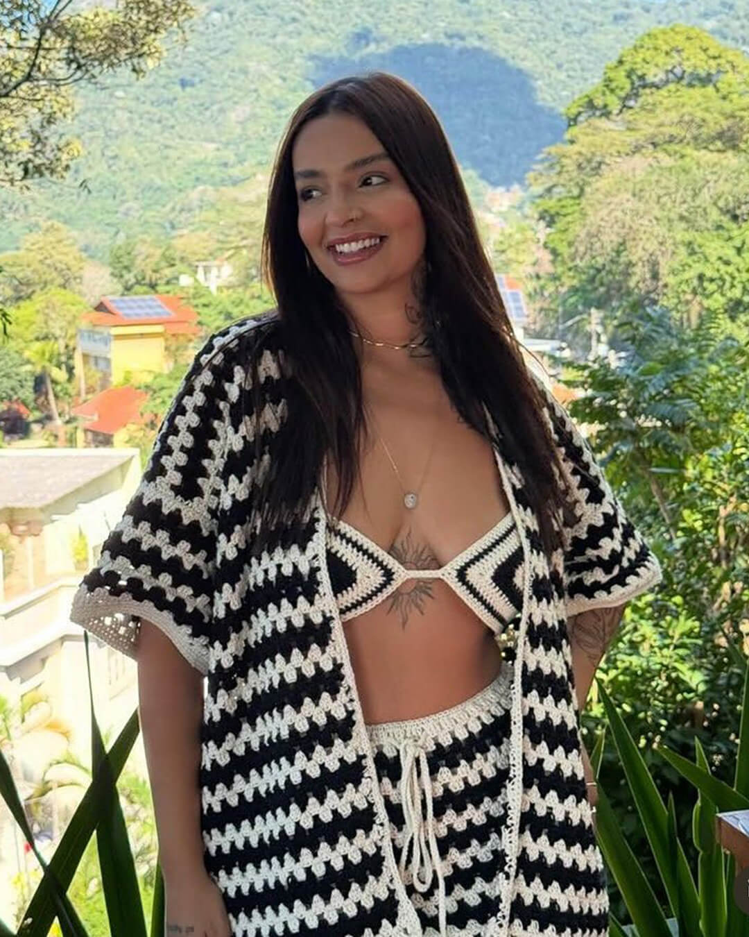 Ensemble bikini en maille color block avec manteau Bree