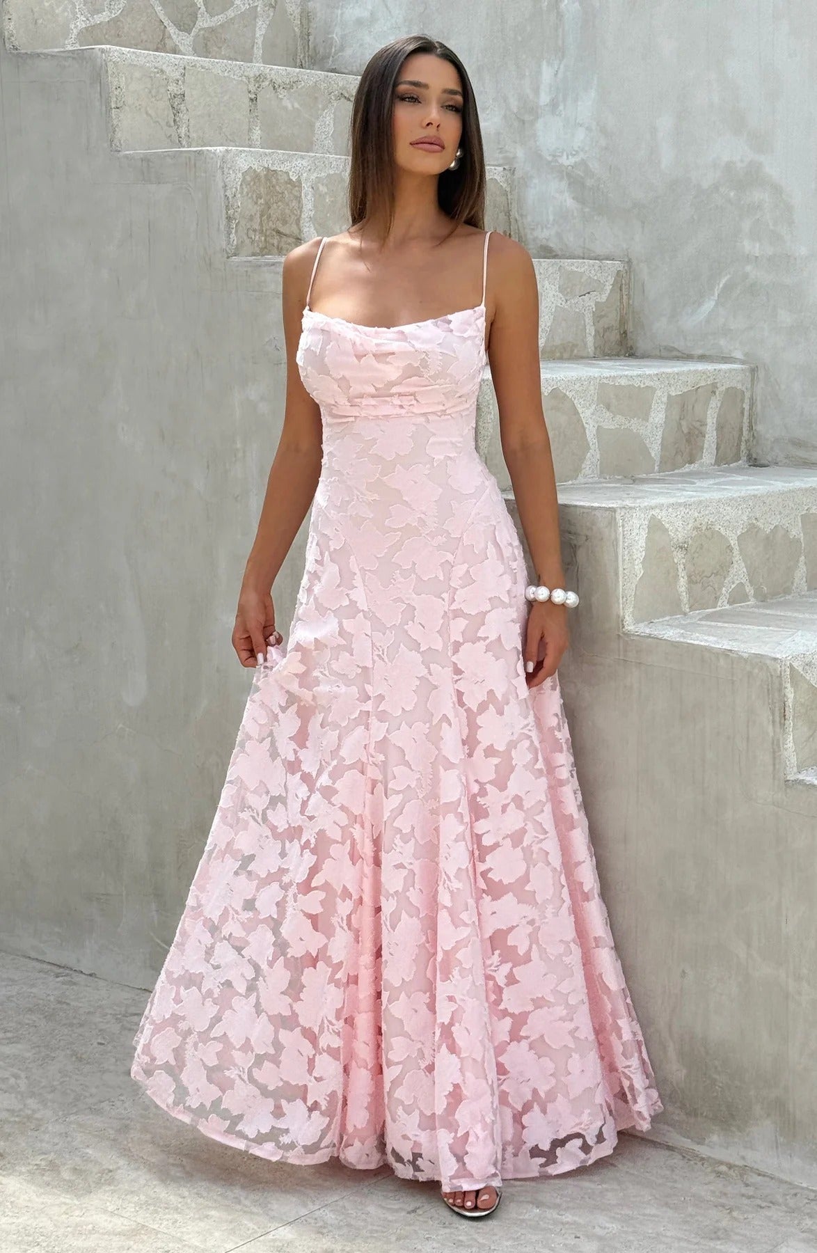 Robe longue Brielle fleurie sans manches