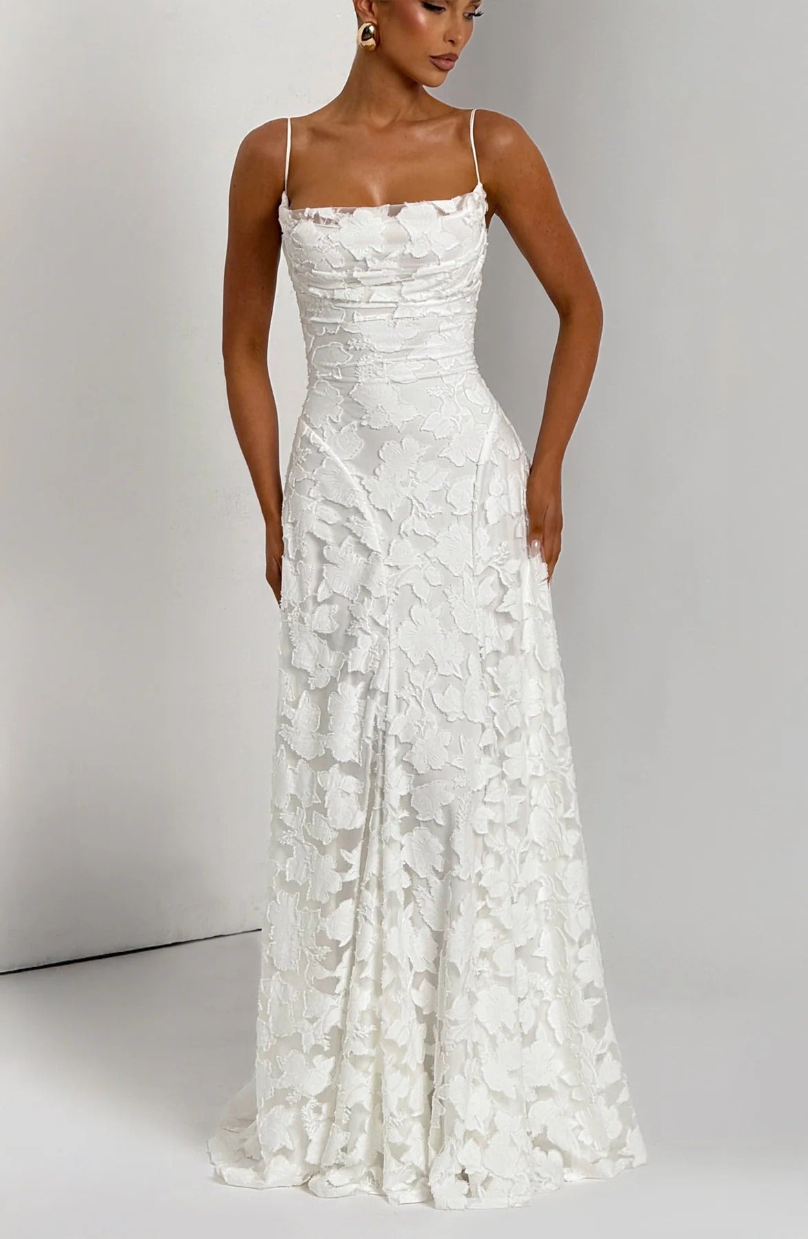 Robe longue Brielle fleurie sans manches