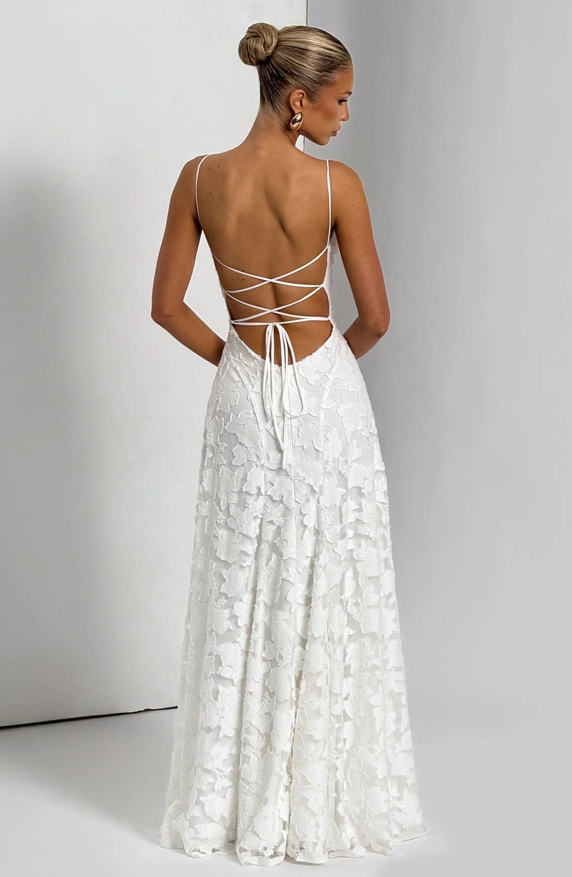 Robe longue Brielle fleurie sans manches