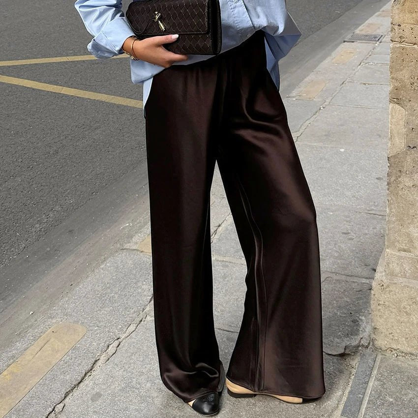 Pantalon Cameron en satin à jambes évasées