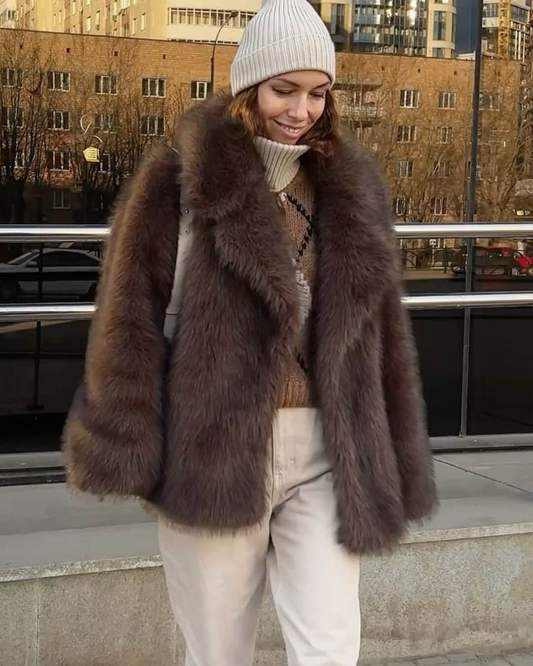 Manteau Carissa en fausse fourrure
