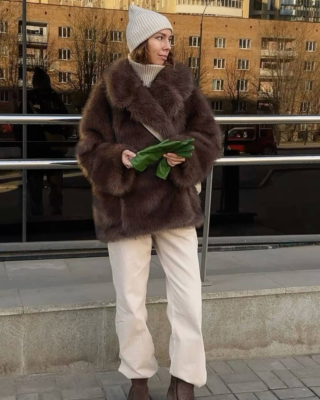 Manteau Carissa en fausse fourrure