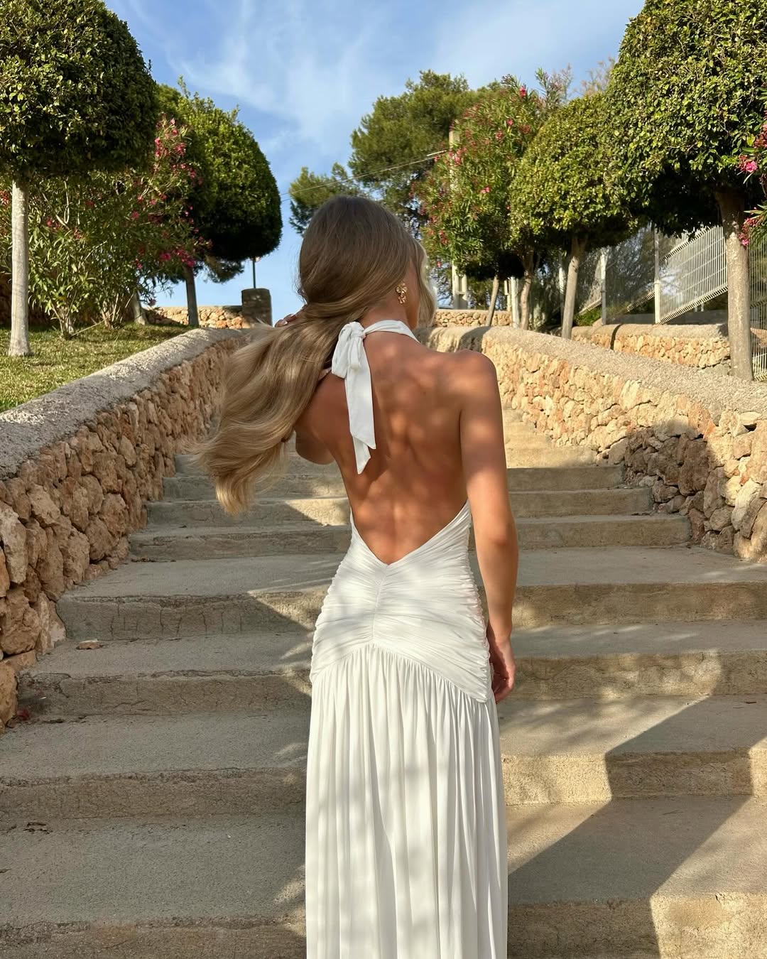 Robe longue dos nu à décolleté plongeant Carlyn