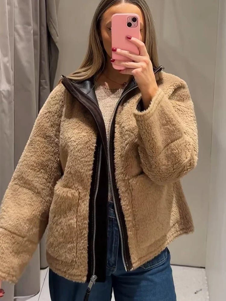 Veste Carol en fausse fourrure à col droit