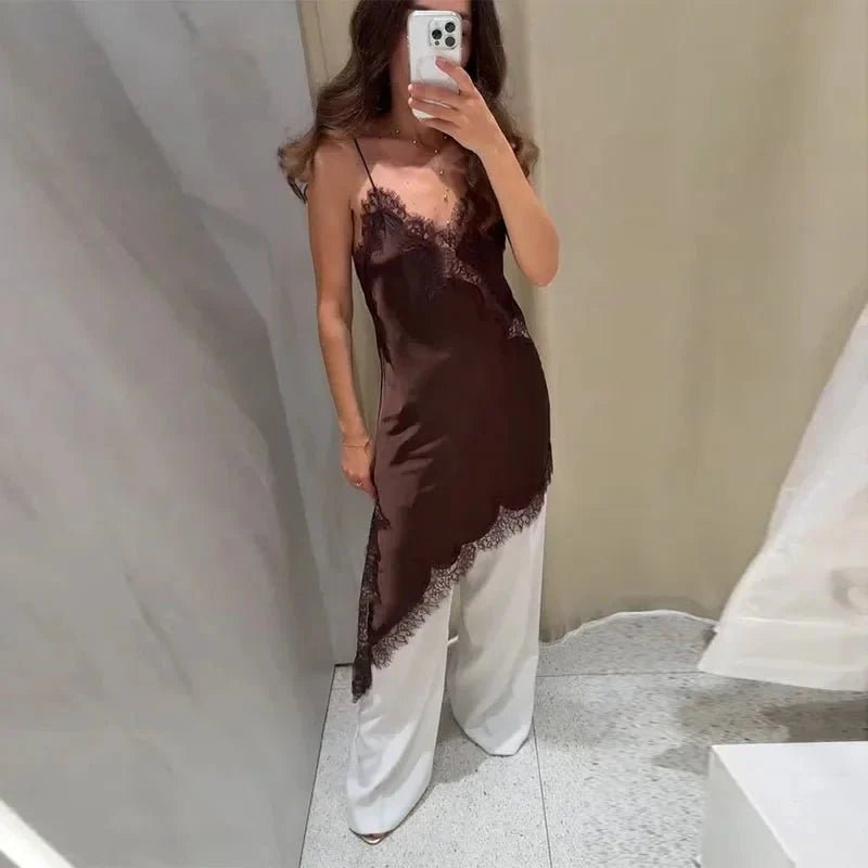Robe midi Chiara asymétrique en satin et dentelle