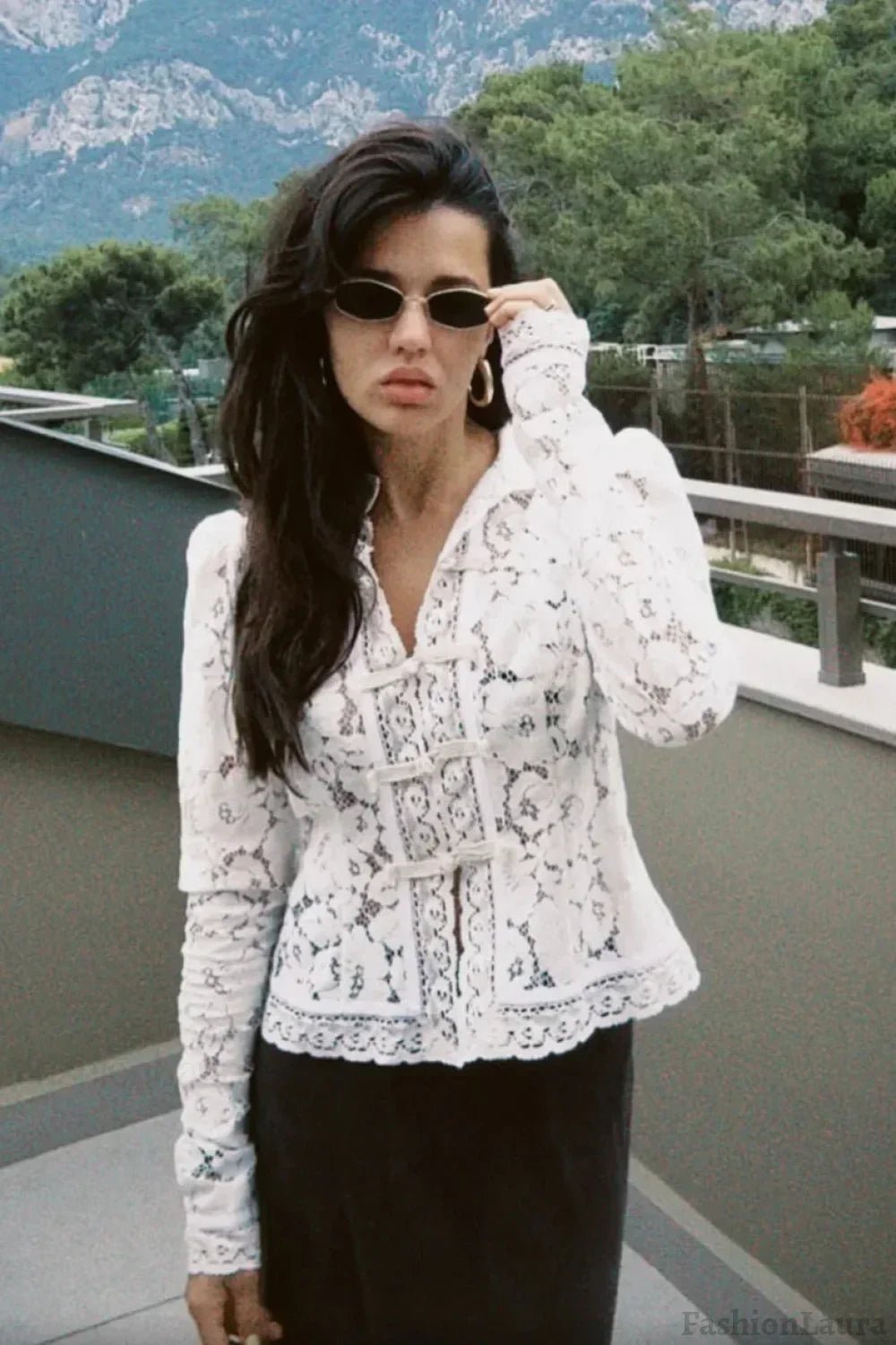 Blouse élégante Claire en dentelle