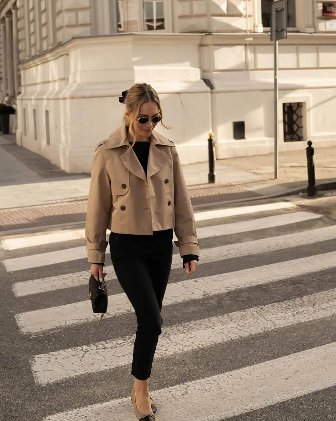 Trench-coat court Clarisse