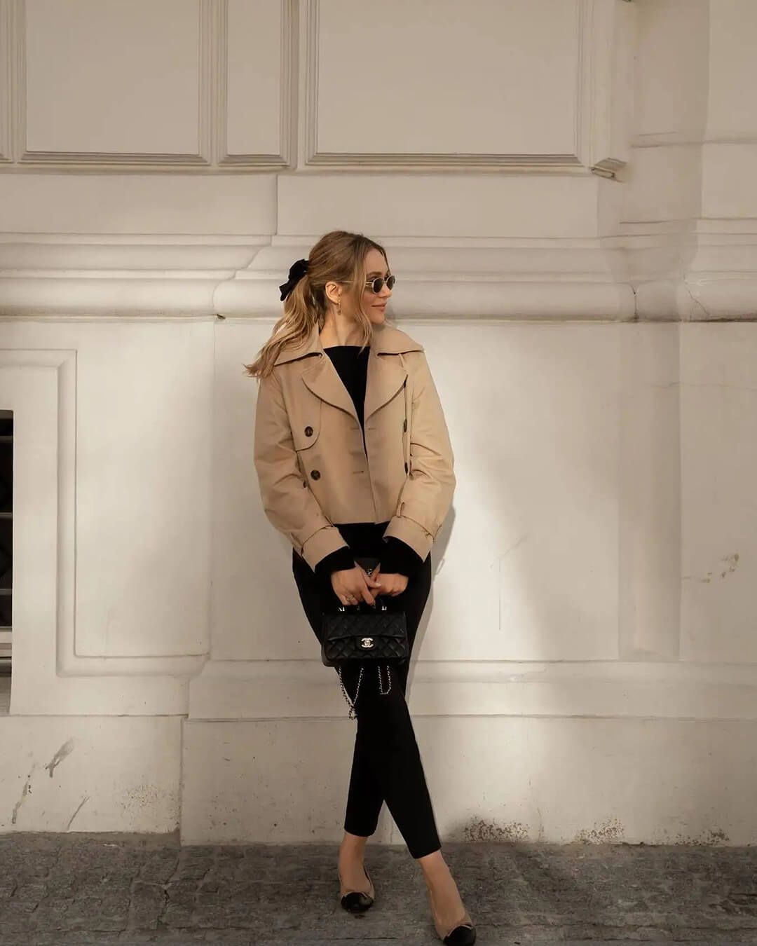 Trench-coat court Clarisse