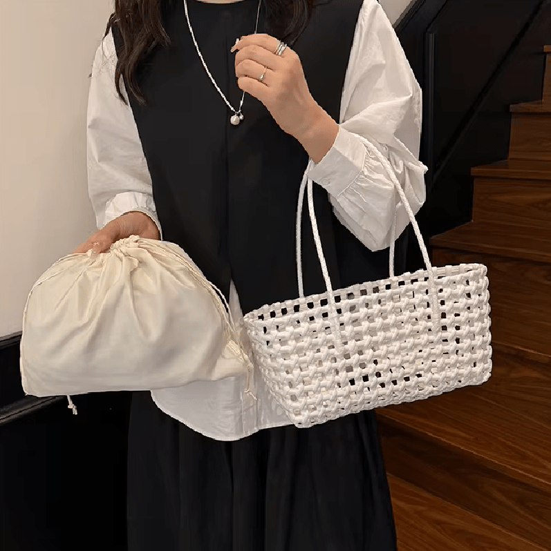 Sac cabas à bandoulière ajouré Claudia