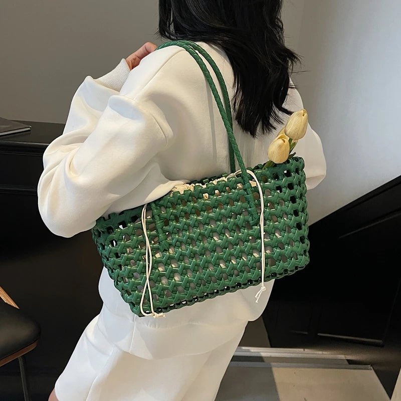Sac cabas à bandoulière ajouré Claudia