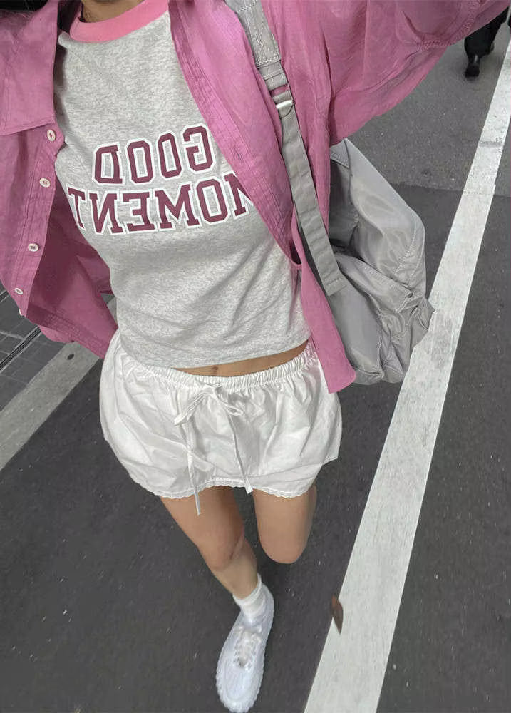 Ensemble Delia avec mini-jupe kawaii à décolleté plongeant