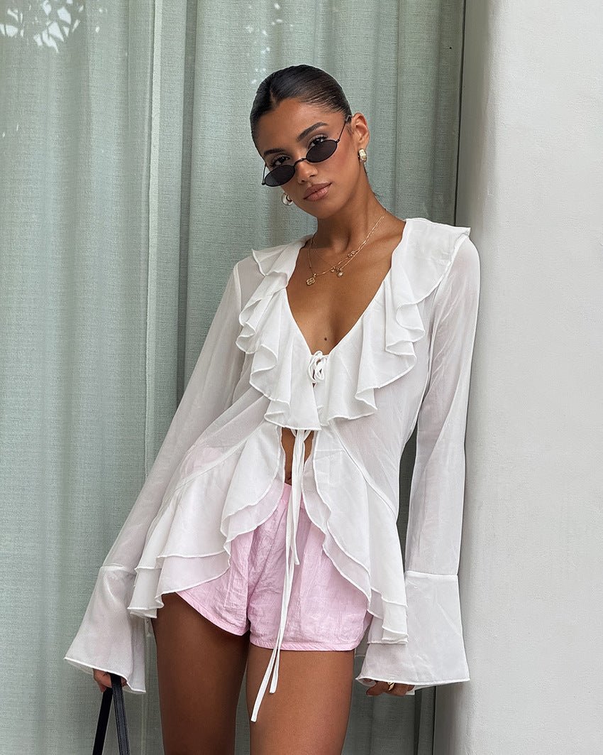 Top Desiree à décolleté profond et volants