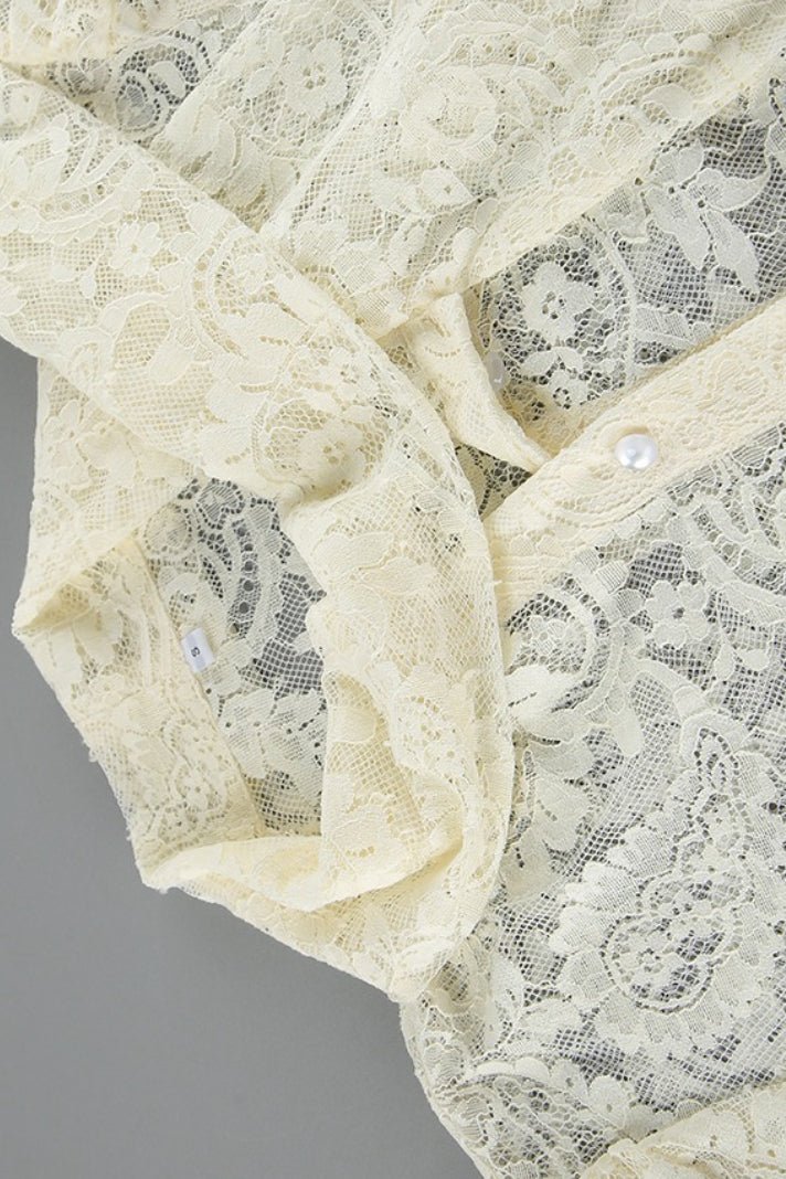 Blouse transparente en dentelle à nouer Dunja