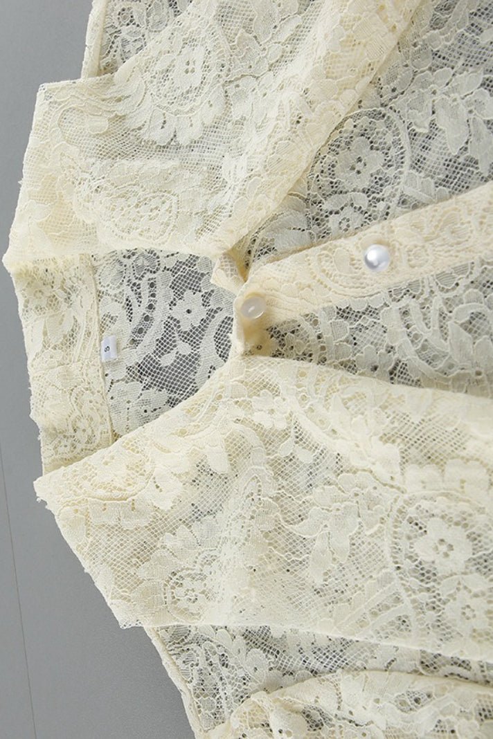 Blouse transparente en dentelle à nouer Dunja