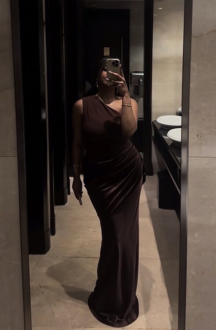 Robe longue asymétrique à une épaule Ella