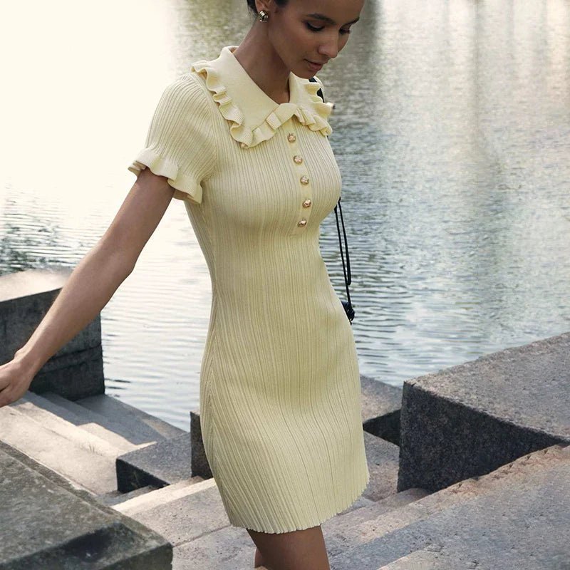 Mini-robe Ellie légère comme une plume à volants