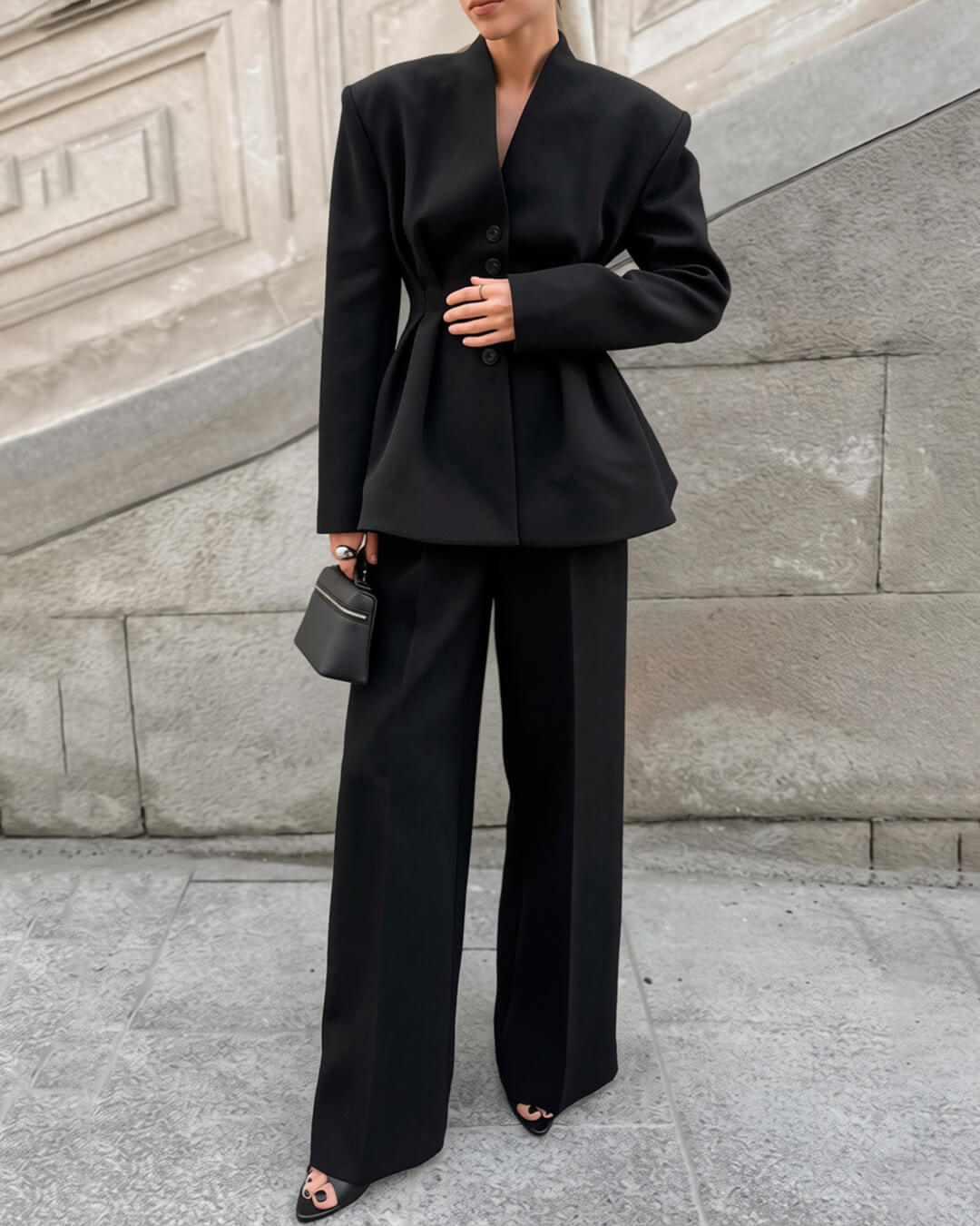 Blazer à encolure en V et taille froncée Empress