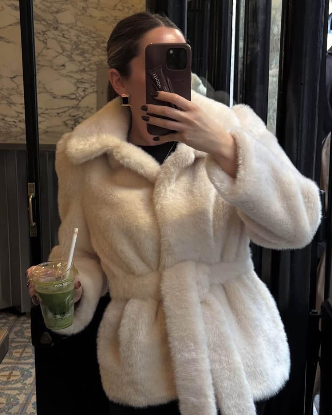 Manteau en fausse fourrure Farrah avec ceinture