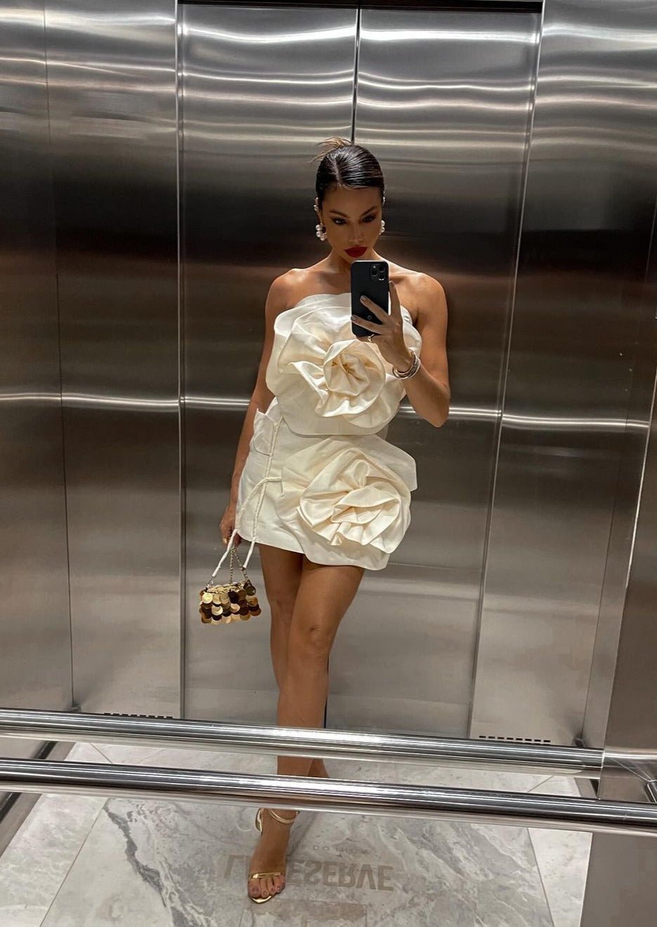 Robe courte Feliz bustier à fleurs en 3D