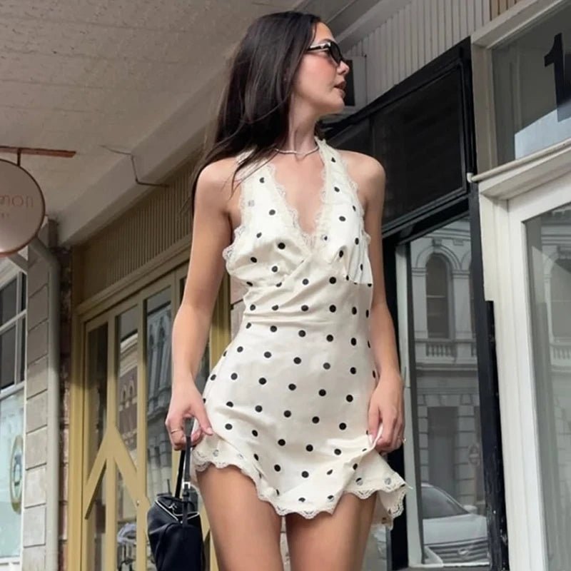 Mini-robe en dentelle dos nu Fiona