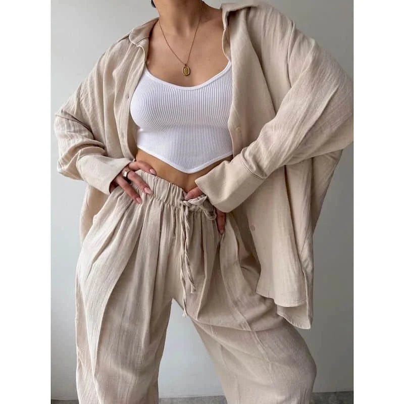 Ensemble Frances avec haut à manches longues à revers et pantalon