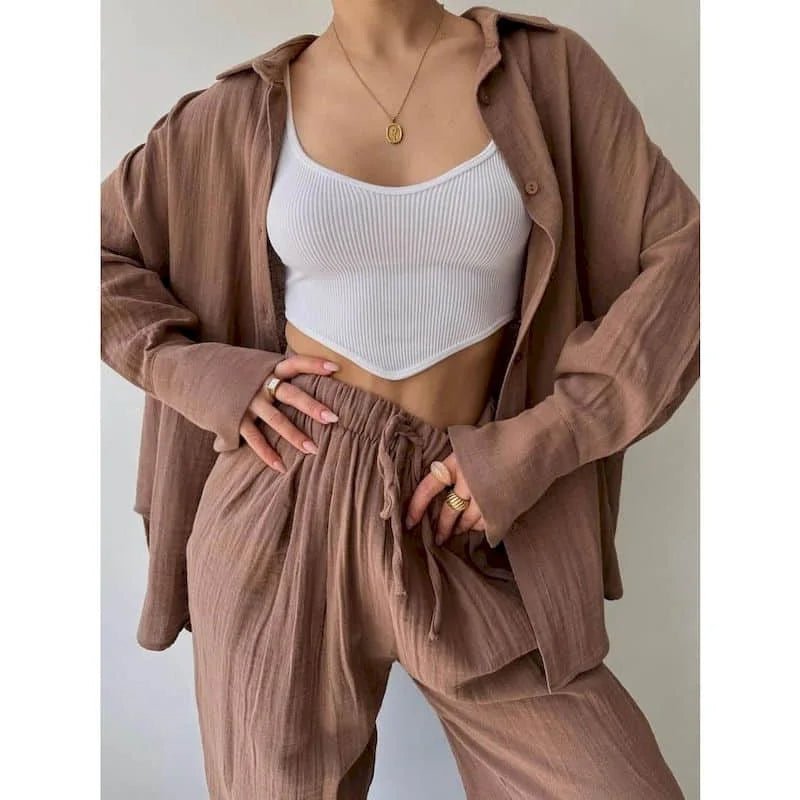 Ensemble Frances avec haut à manches longues à revers et pantalon