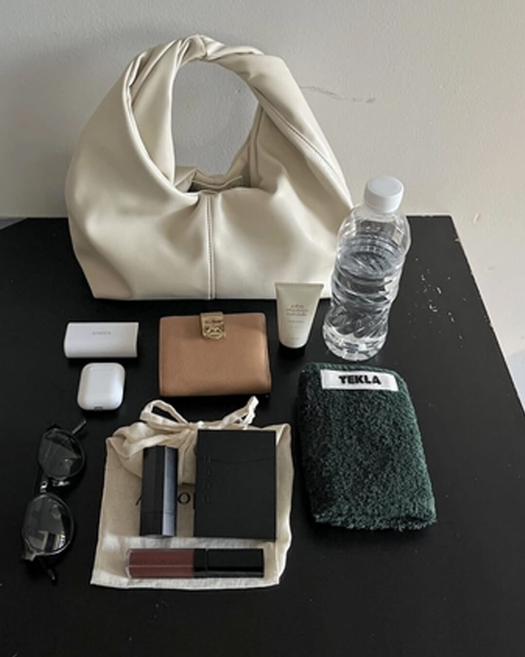 Sac pochette en cuir Gelyn