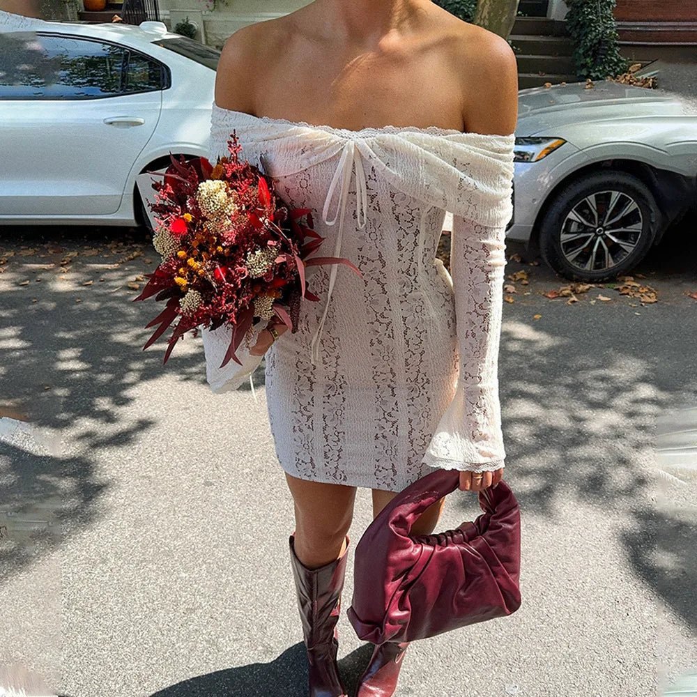 Robe courte épaules dénudées Gemma