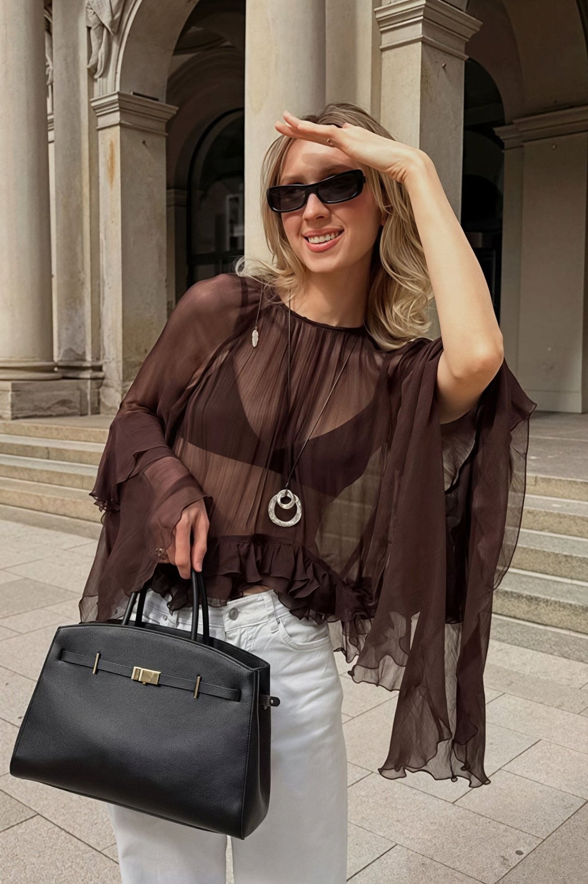 Blouse Greta en mousseline à manches cloche volantées