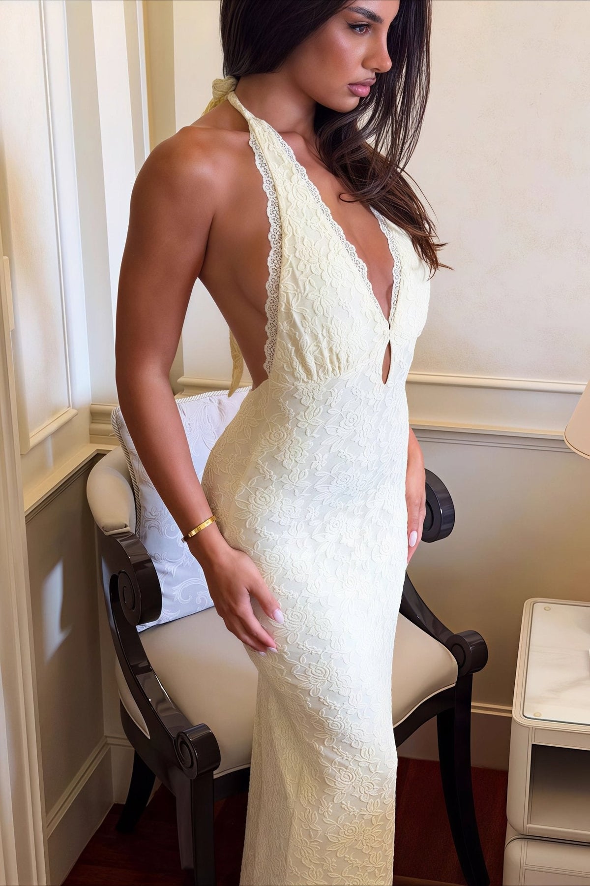 Robe longue moulante en dentelle à col dos nu Hanna