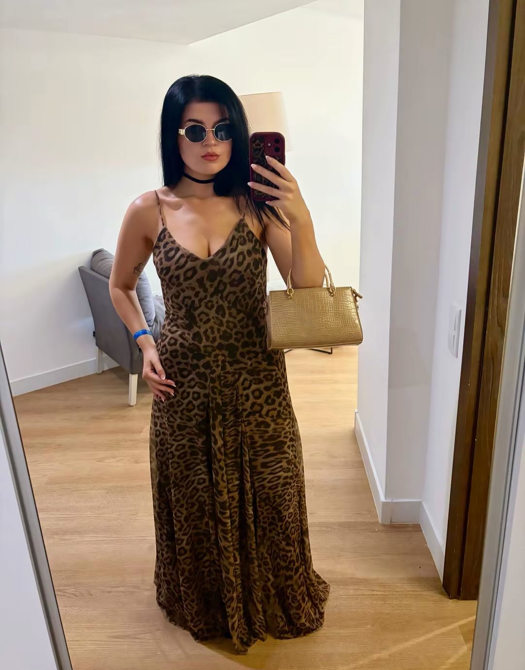Robe maxi à bretelles imprimée léopard Hannah
