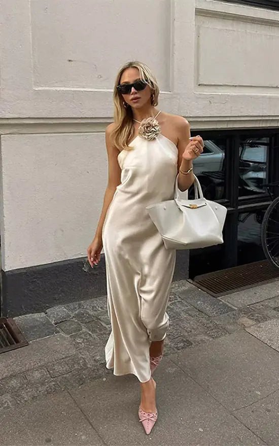 Robe longue Harper en satin à dos nu