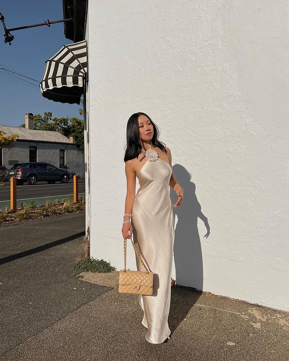 Robe longue Harper en satin à dos nu