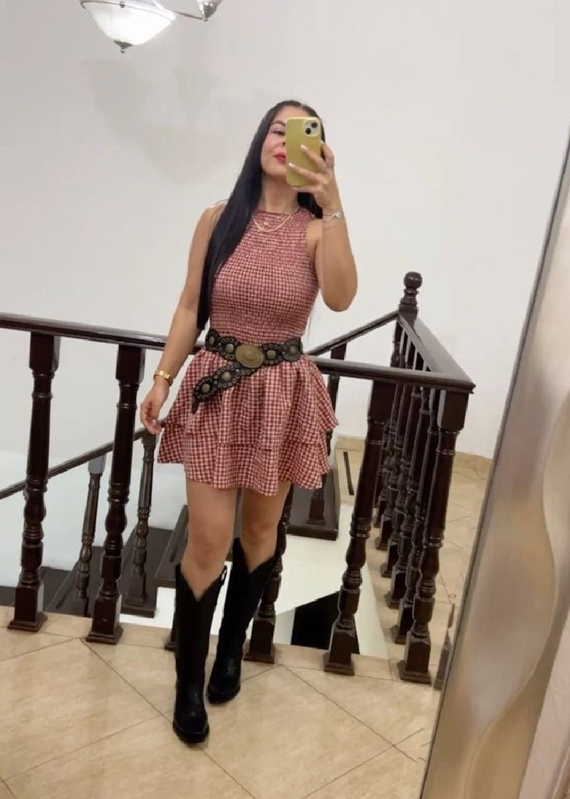 Robe courte à carreaux smockée Hazel