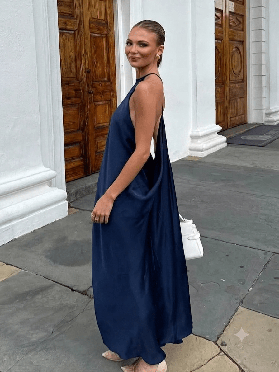 Robe longue Indira en satin à dos nu