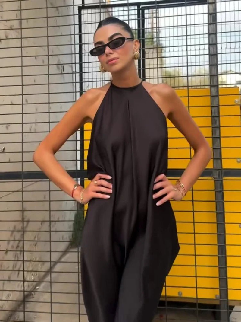 Robe longue Indira en satin à dos nu